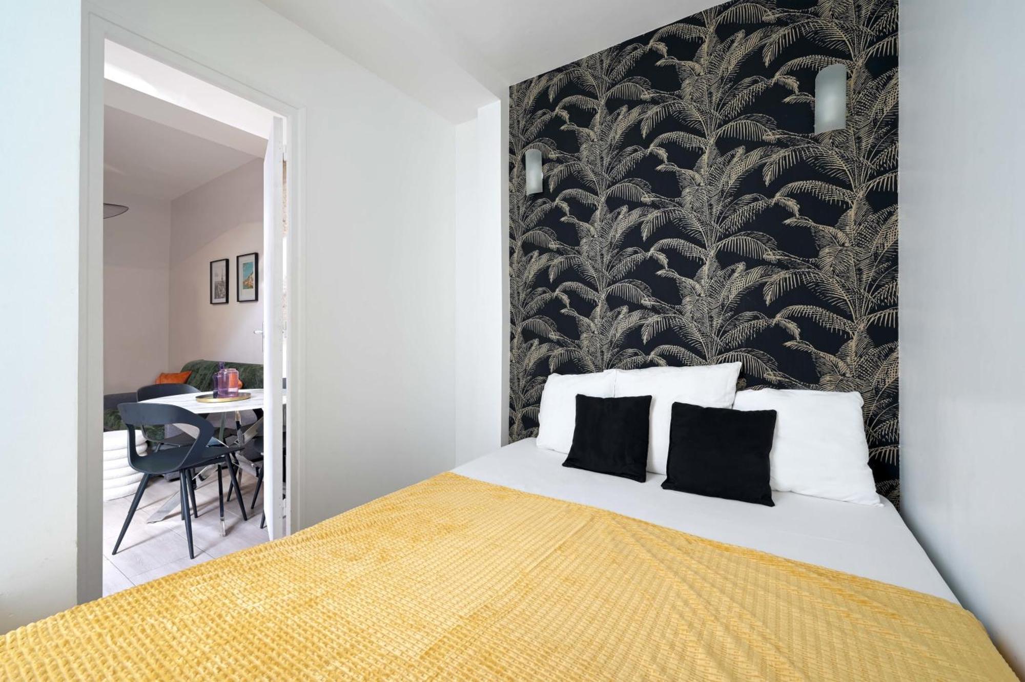 2 Bed Modern Fully Furnish Flat,Close To Buttes Chaumon Park Lägenhet Paris Exteriör bild